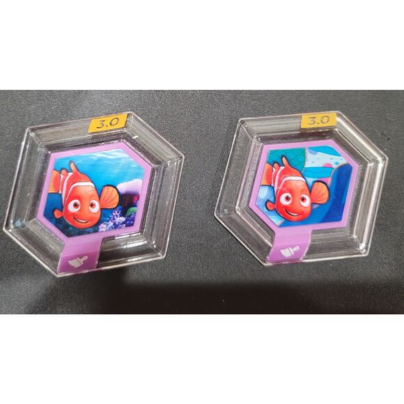 Disney Infinity 3.0 Finding Nemo Power Disc Set of 2 - Picture 1 of 1
